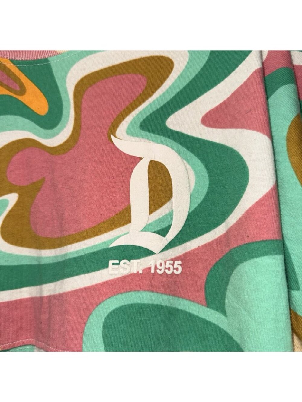 Disneyland Resort Spirit Jersey Size M Disney Parks Groovy Swirl Wavy Pastel - Picture 3 of 7